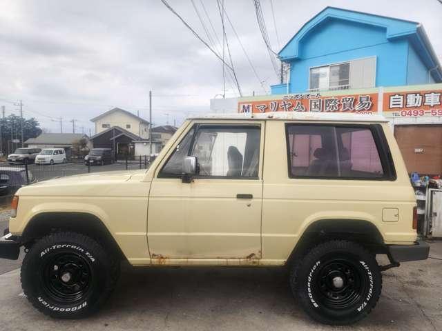 Mitsubishi PAJERO 1984-04 7812977-4
