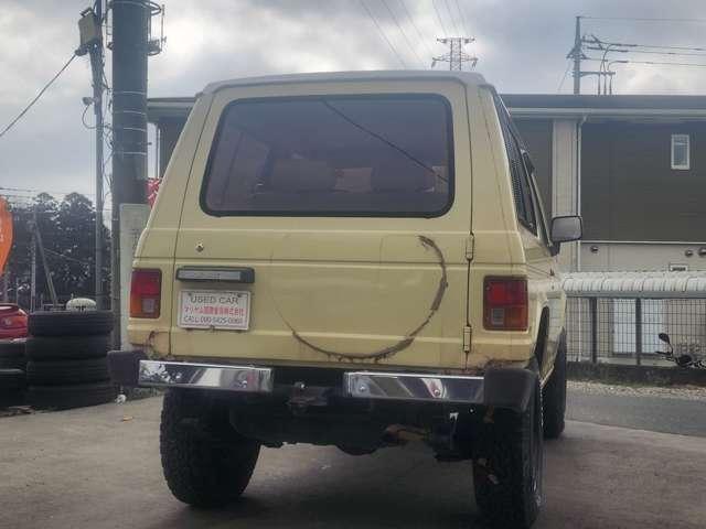 Mitsubishi PAJERO 1984-04 7812977-6