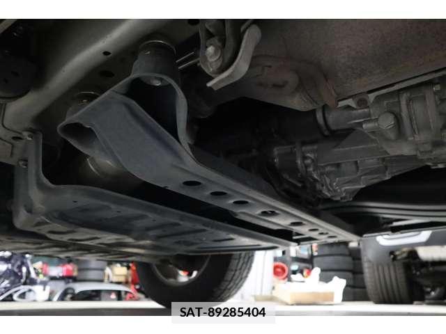 Mitsubishi PAJERO 2016-11 7817009-10