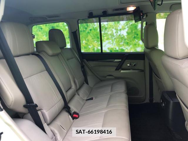 Mitsubishi PAJERO 2015-05 7821040-4