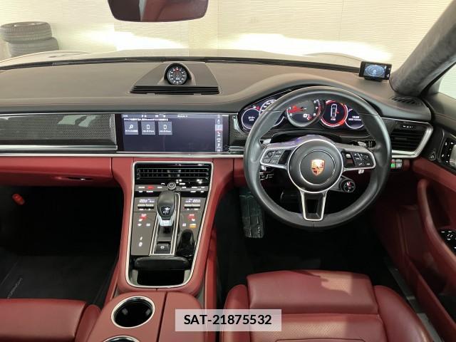 Porsche PANAMERA 2019-04 7813390-7