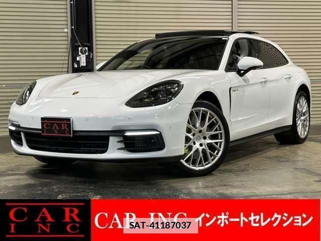 Porsche PANAMERA 2019-06 7814132-0
