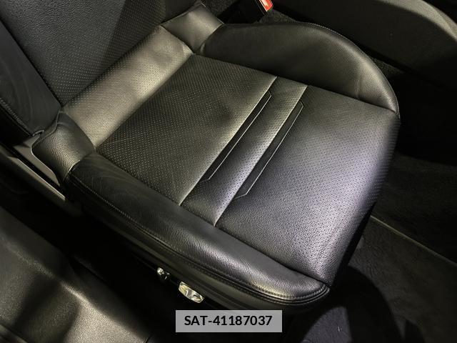 Porsche PANAMERA 2019-06 7814132-19