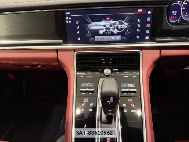 Porsche PANAMERA 2023-04 7817719-7