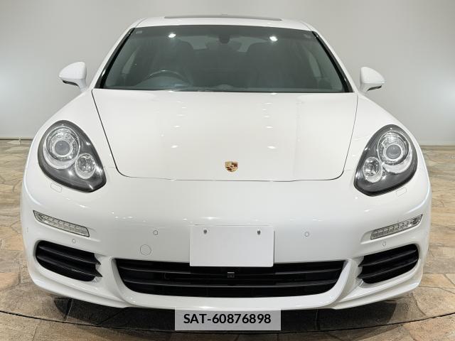 Porsche PANAMERA 2014-06 7817752-1