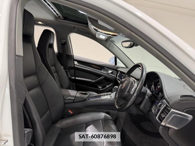 Porsche PANAMERA 2014-06 7817752-4