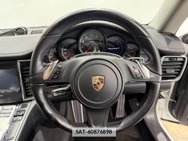 Porsche PANAMERA 2014-06 7817752-6