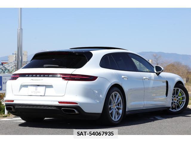 Porsche PANAMERA 2018-03 7818640-5