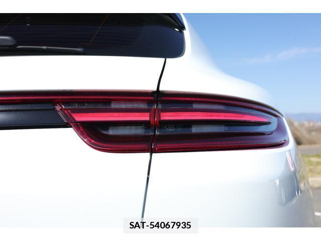 Porsche PANAMERA 2018-03 7818640-7
