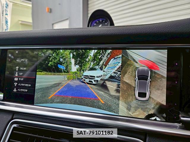 Porsche PANAMERA 2018-12 7820304-11