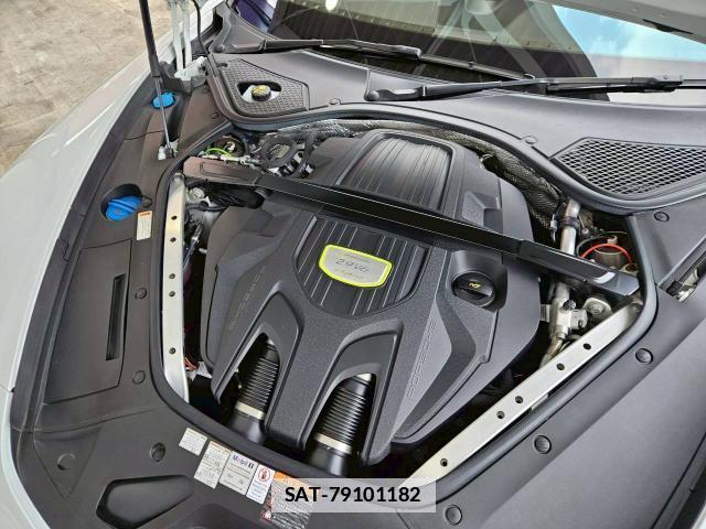 Porsche PANAMERA 2018-12 7820304-19