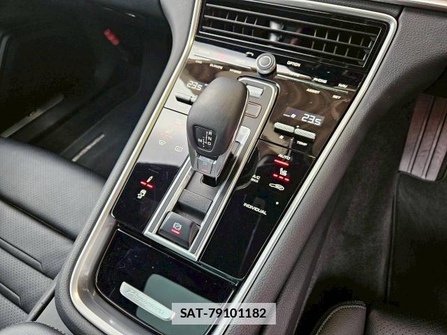 Porsche PANAMERA 2018-12 7820304-9