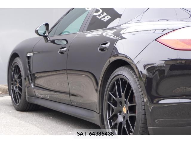 Porsche PANAMERA 2013-04 7820589-12
