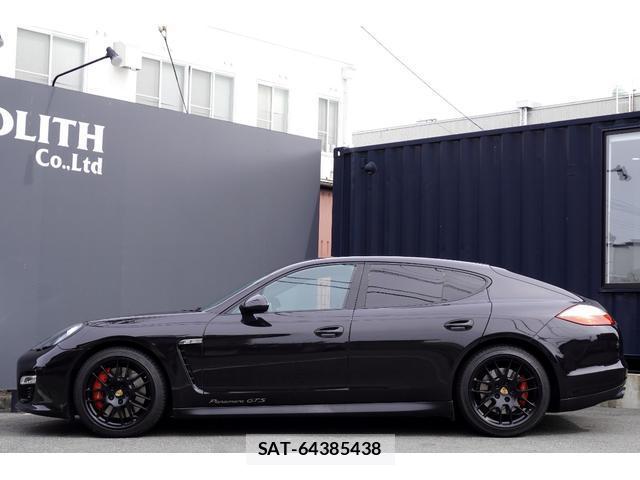 Porsche PANAMERA 2013-04 7820589-13