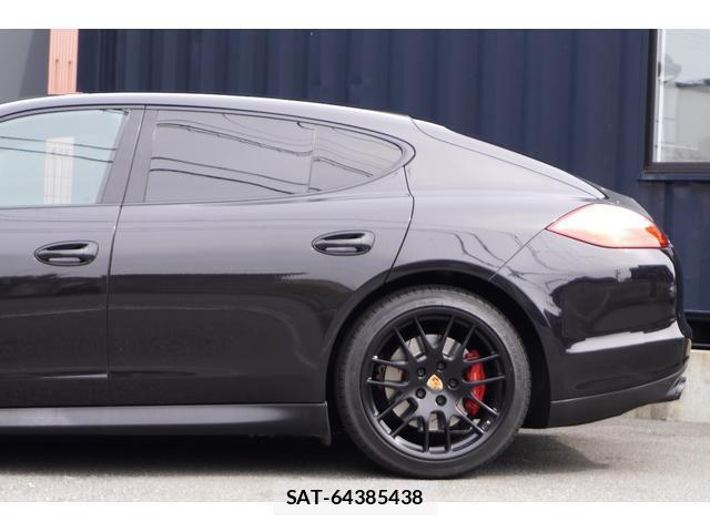 Porsche PANAMERA 2013-04 7820589-15