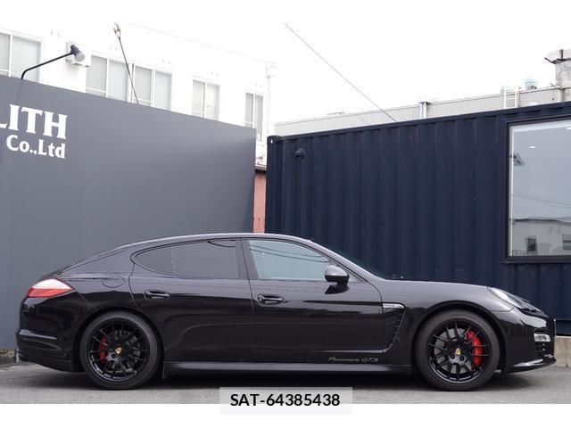 Porsche PANAMERA 2013-04 7820589-16