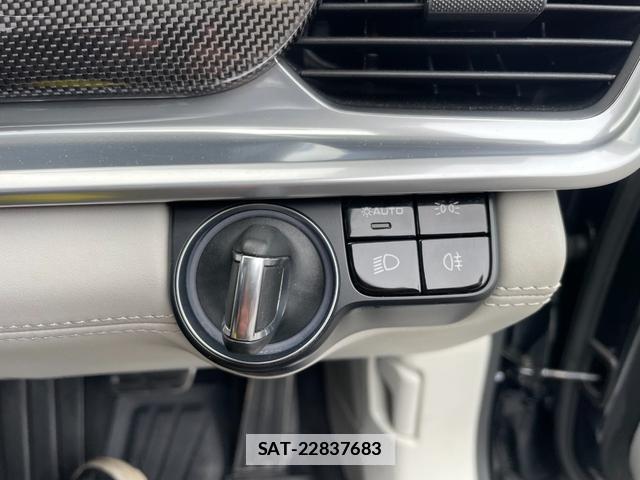 Porsche PANAMERA 2019-12 7823131-14