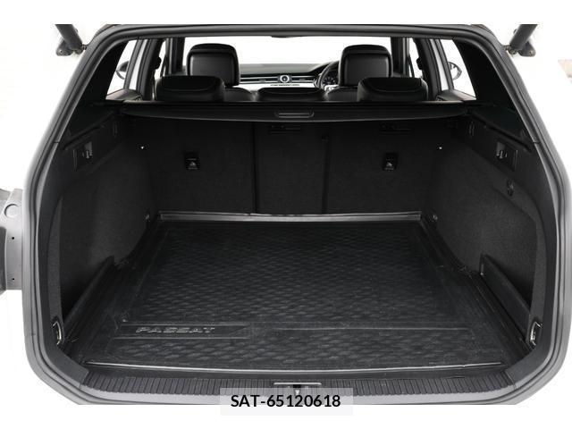 VolksWagen PASSAT VARIANT 2018-04 7818663-16