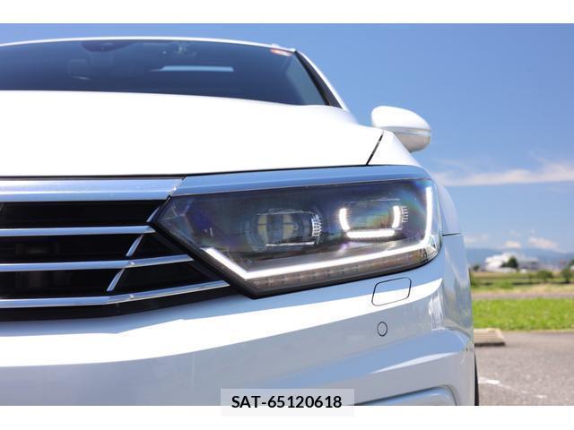 VolksWagen PASSAT VARIANT 2018-04 7818663-8