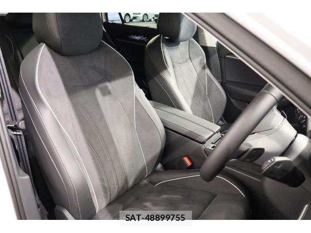 VolksWagen PASSAT 2025-11 7816497-5
