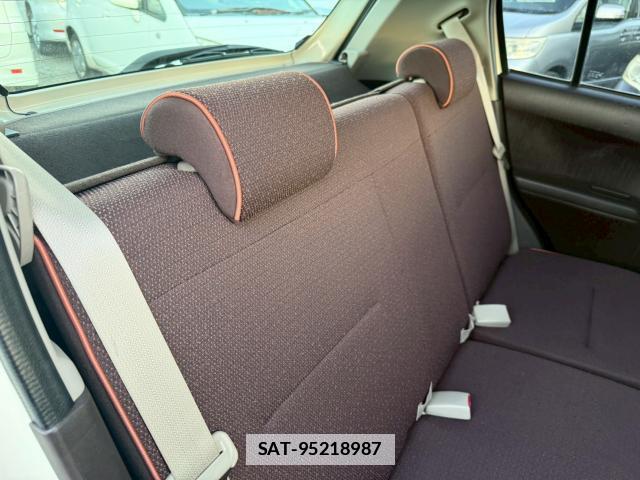 Toyota PASSO 2011-12 7811531-11