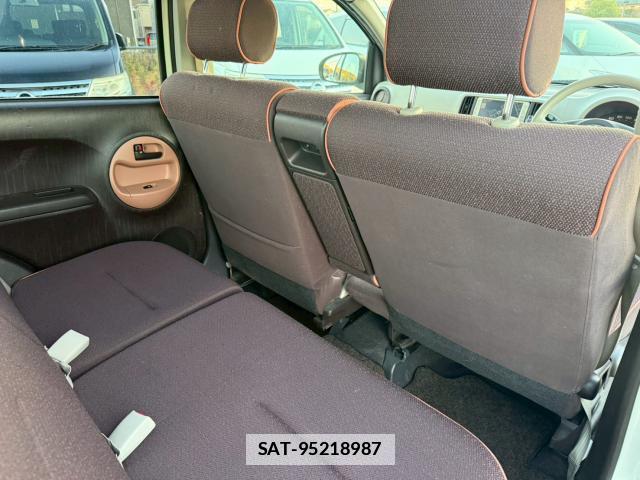 Toyota PASSO 2011-12 7811531-13