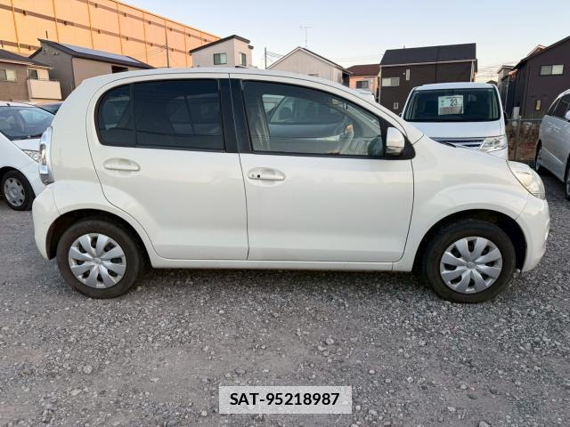 Toyota PASSO 2011-12 7811531-3