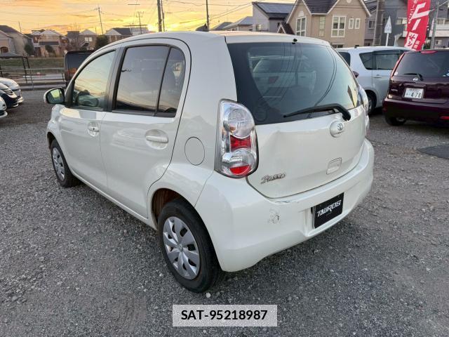 Toyota PASSO 2011-12 7811531-6