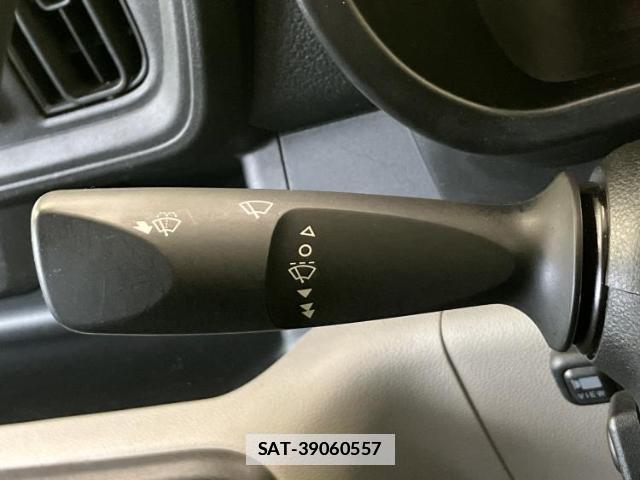Toyota PASSO 2019-06 7813303-15