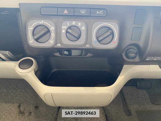 Toyota PASSO 2012-02 7814653-11
