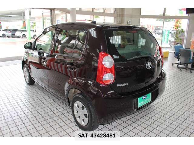 Toyota PASSO 2011-08 7814864-5