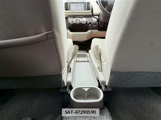 Toyota PASSO 2012-01 7815417-17