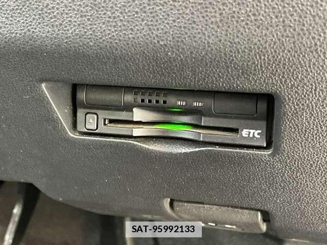 Toyota PASSO 2016-09 7818381-6
