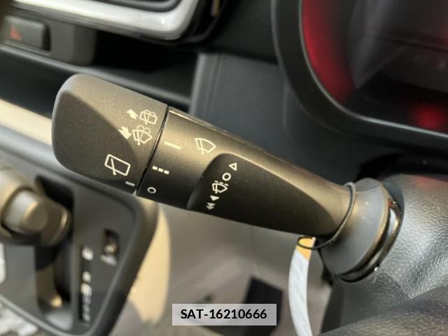Toyota PASSO 2022-10 7818912-16