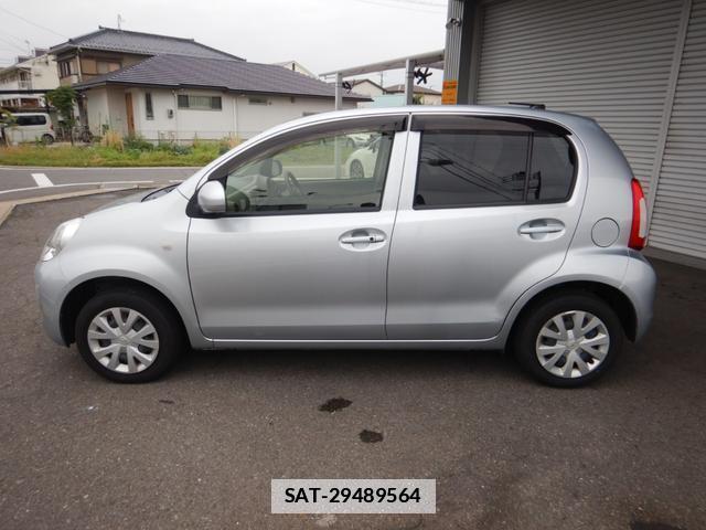 Toyota PASSO 2015-04 7820436-15