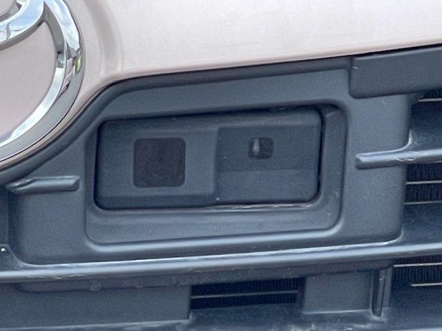 Toyota PIXIS EPOCH 2013-11 7811481-10