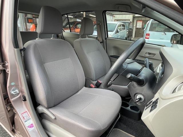 Toyota PIXIS EPOCH 2013-11 7811481-2