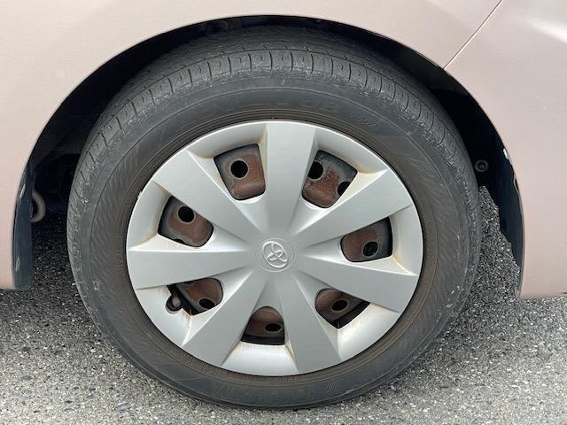 Toyota PIXIS EPOCH 2013-11 7811481-3