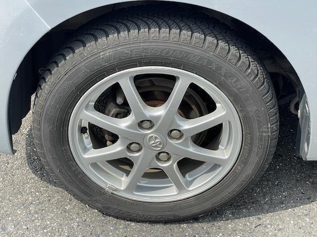 Toyota PIXIS EPOCH 2012-05 7811484-3
