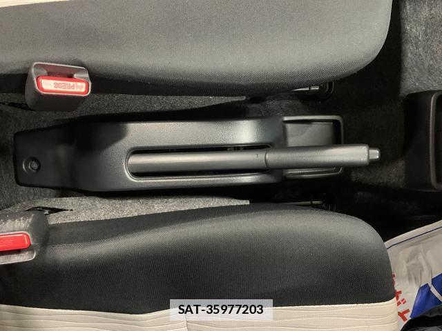Toyota PIXIS EPOCH 2021-02 7820270-11