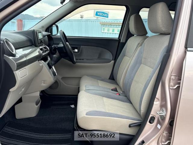 Toyota PIXIS JOY 2016-11 7821922-5