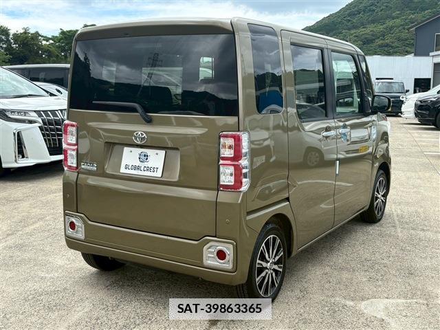 Toyota Pixis Mega 2022-07 7812395-14