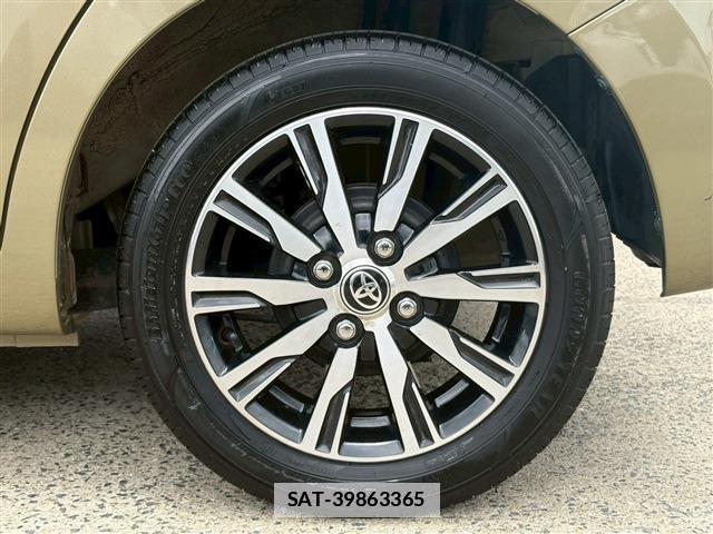 Toyota Pixis Mega 2022-07 7812395-16