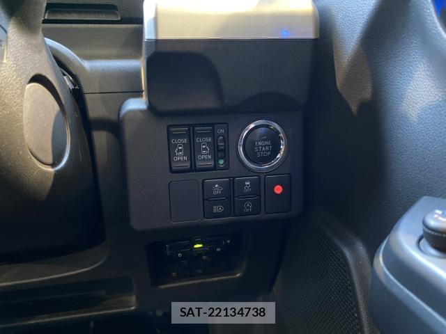 Toyota Pixis Mega 2018-01 7814641-12