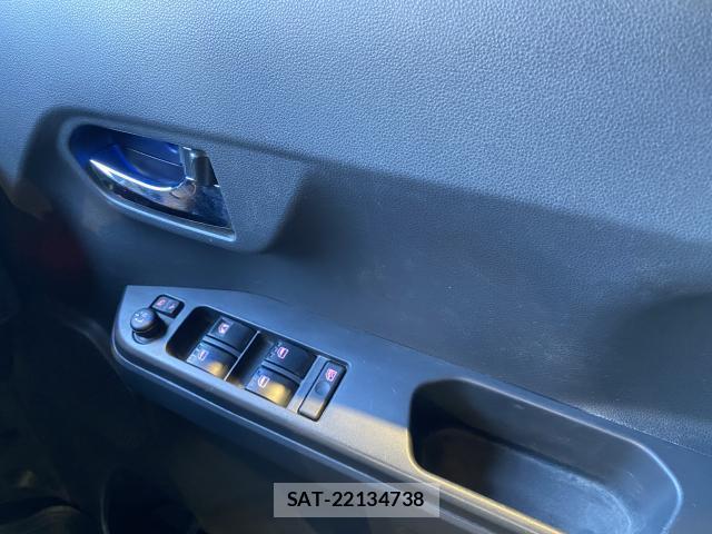 Toyota Pixis Mega 2018-01 7814641-13