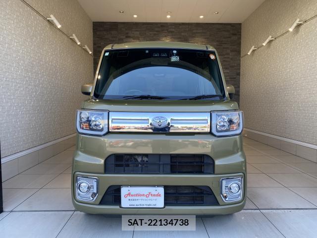 Toyota Pixis Mega 2018-01 7814641-19