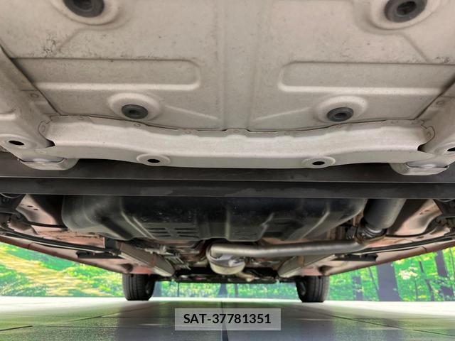 Toyota Pixis Mega 2015-12 7818563-18