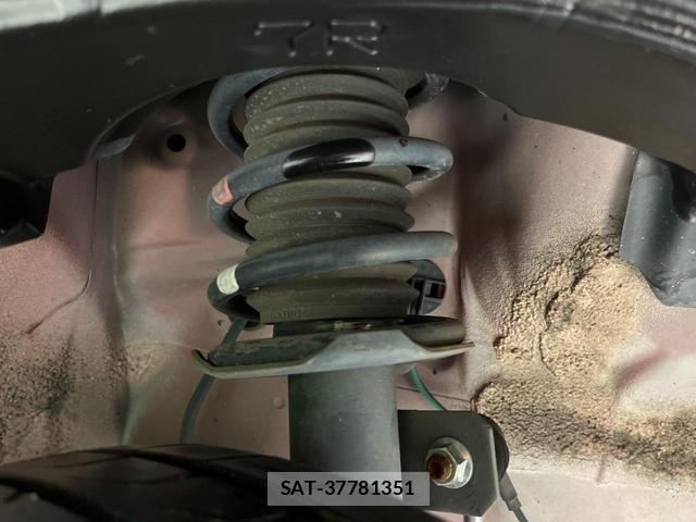 Toyota Pixis Mega 2015-12 7818563-19