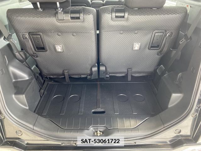 Toyota Pixis Mega 2021-04 7818711-17
