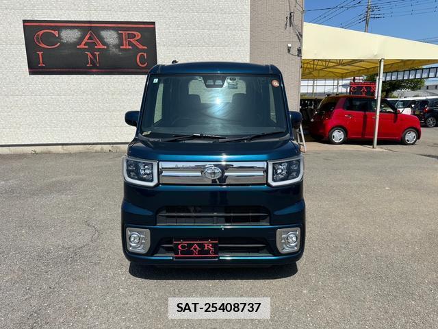 Toyota Pixis Mega 2021-04 7820176-1